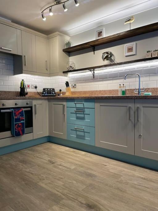 Seaside Modern Apartment Westward Ho!  Εξωτερικό φωτογραφία