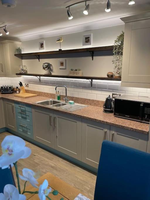Seaside Modern Apartment Westward Ho!  Εξωτερικό φωτογραφία